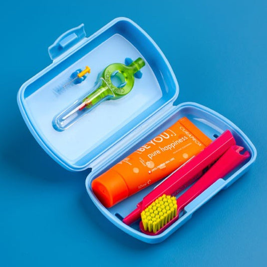 Potovalni set Curaprox